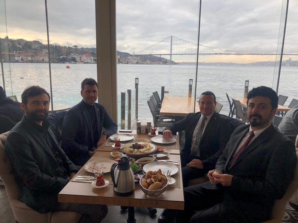 Etnosport vezetőkkel ebéd Bosporus (1)