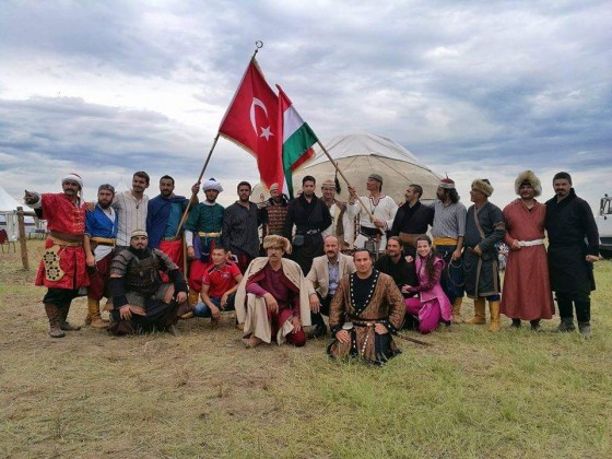 A Magyar Turán csapata a török hagyományőrző barátainkkal